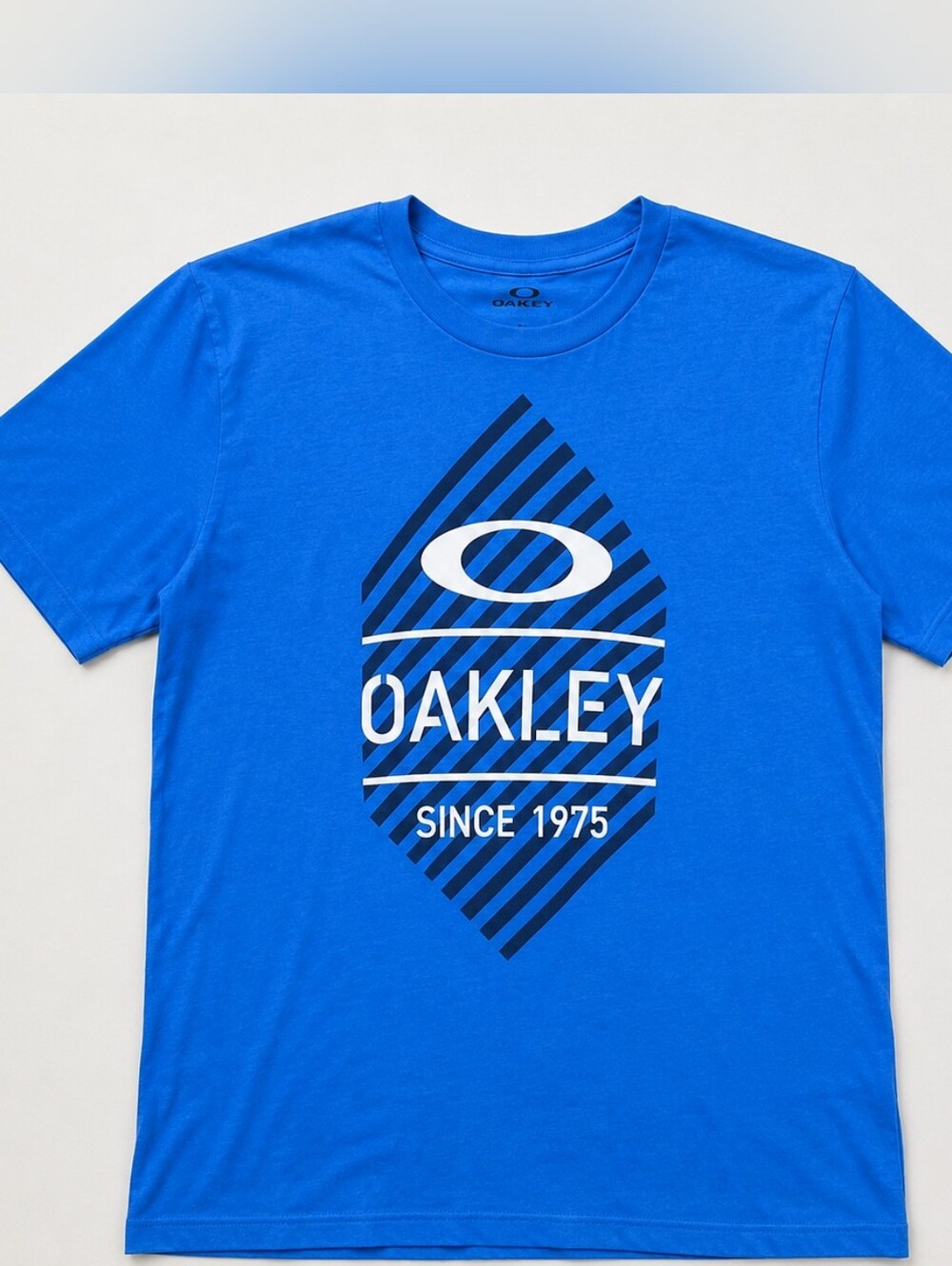 Oakley Blue Graphic Logo T-Shirt Men's Size Large Crew Neck Short Sleeve Tee